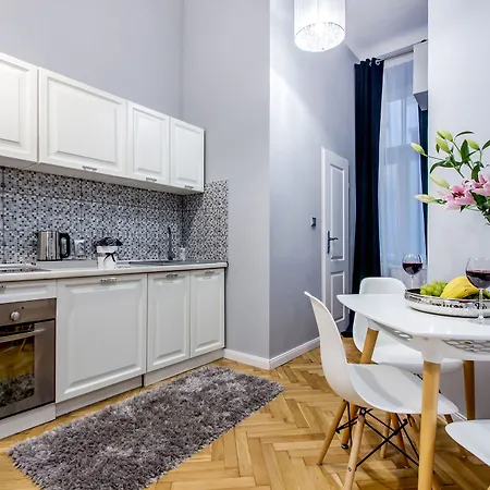 Clicktheflat Apartment